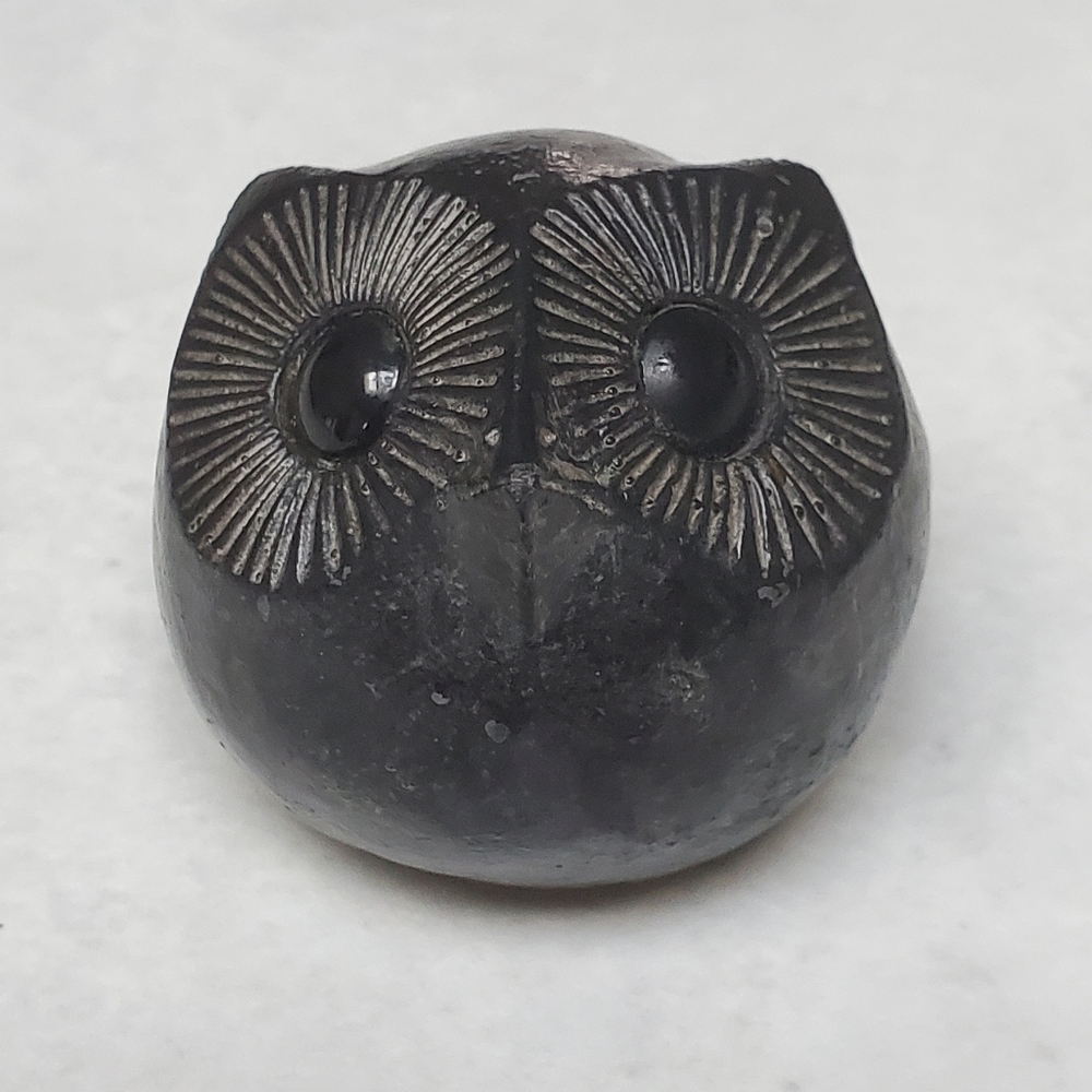 Wolf Original Owl Soapstone Sculpture Vintage Canadain Sculpture